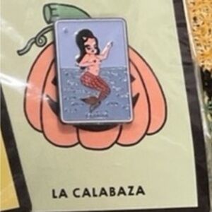 Valfre Mermaid Pin - Blue and Red